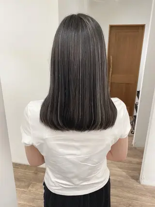 セミロング カラー ハイライト⭐️上野 高広のヘアスタイル