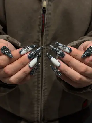 ネイル Eli Muse 新宿ネイルのネイルデザイン