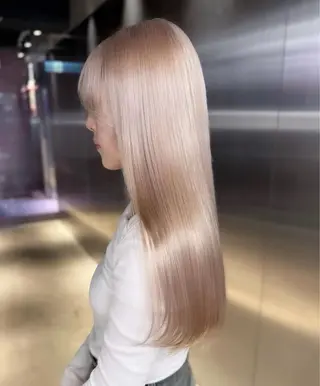 カラー 💘ハイトーン特化 PELE栄 OUYAのヘアスタイル