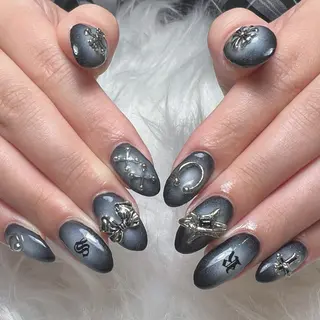 ネイル Abyss🎀 mayuのネイルデザイン