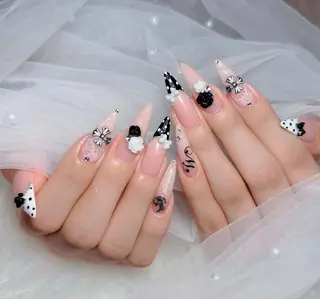 ネイル Lenie Nail Salonのネイルデザイン