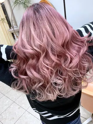 ミディアム 穐田 司樹のヘアスタイル