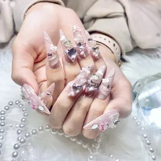 ネイル ayaka ギャルネイル🎀のネイルデザイン