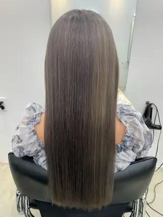 ロング カラー 昼田 陸のヘアスタイル