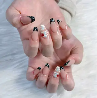 ネイル Hin Hana Nailのネイルデザイン