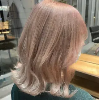 ミディアム カラー ヘアアレンジ 🎀ハイトーン・艶 カラー HANA🎀のヘアスタイル