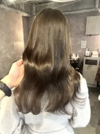 ロング カラー 💜eluあやね💜 🫧カラー・縮毛矯正のヘアスタイル