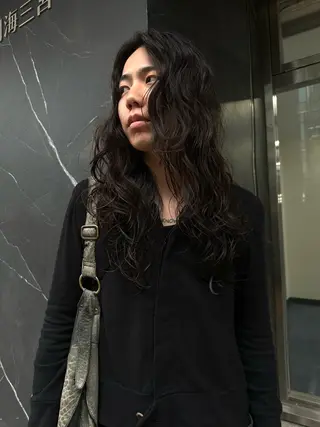 ロング メンズ イシマル ナオヤのヘアスタイル