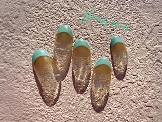 ネイル glassy waveのネイルデザイン