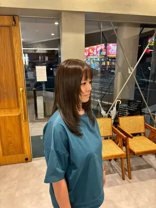 ロング Ships HANAのヘアスタイル
