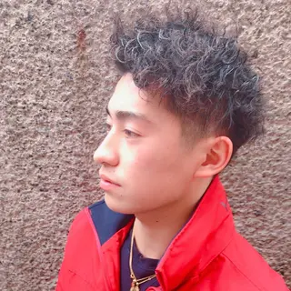 ショート カラー パーマ ヘアアレンジ メンズ ちこ .のヘアスタイル