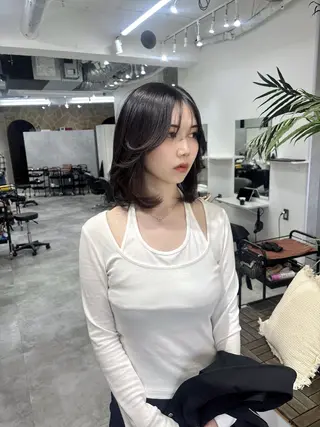 ミディアム カラー 🎀韓国レイヤー/シ ョート×透明感カラーのヘアスタイル