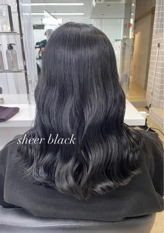 セミロング カラー 抜け感レイヤー︴ ニュアンスカラーのヘアスタイル