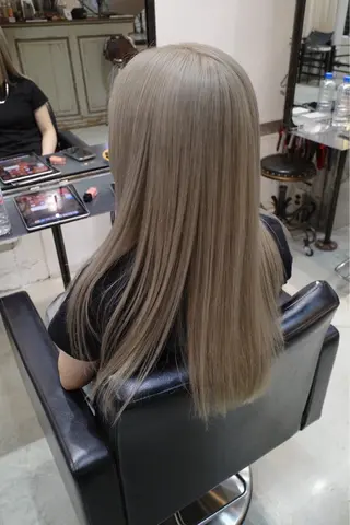 カラー 大洞 ことのヘアスタイル