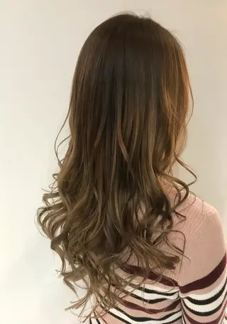 ロング カラー ✨透明感カラー×艶髪 ✨生神優季のヘアスタイル