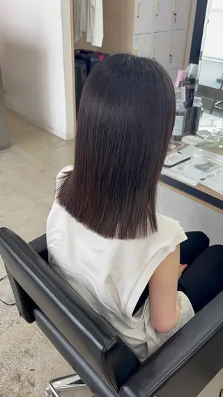 セミロング カラー パーマ 🪽髪質改善縮毛矯正 🤍MIU🤍のヘアスタイル