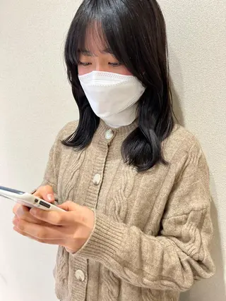 ミディアム 外国人対応 佐久間のヘアスタイル