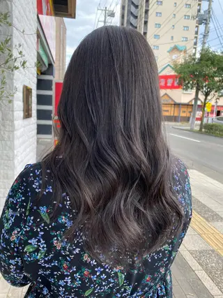 ロング カラー 【育休中】EARTH 荒井店HARUNAのヘアスタイル