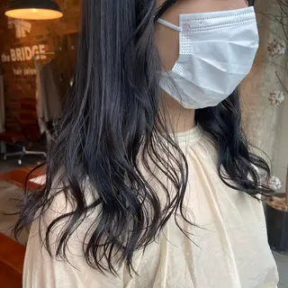 セミロング カラー 透け感カラー/ momo🦕のヘアスタイル