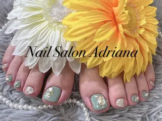 ネイル ADRIANA 大久保駅前徒歩2分のネイルデザイン