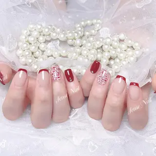 ネイル Queening 🦋のネイルデザイン