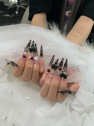ネイル Julie Nail Hinのネイルデザイン