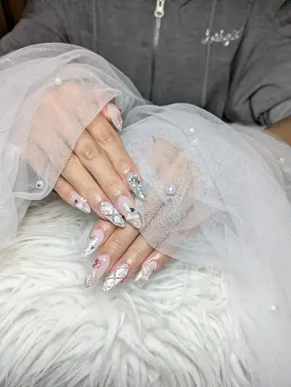 ネイル Queen Nail 研修生のネイルデザイン