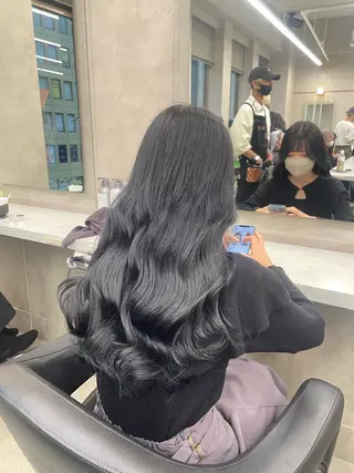 ミディアム カラー パーマ ヘアアレンジ メンズ キッズ ネイル マツエク・マツパ アイブロウ 🦋縮毛/韓国レイヤ ー/透明感カラー🦋のヘアスタイル