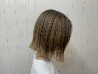 ミディアム ヘアカラー&縮毛矯正 STAR☆RIVERのヘアスタイル