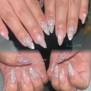 ネイル LIAn.🎀 Munakataのネイルデザイン