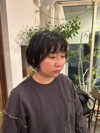 ショート パーマ 谷澤 朋佳のヘアスタイル