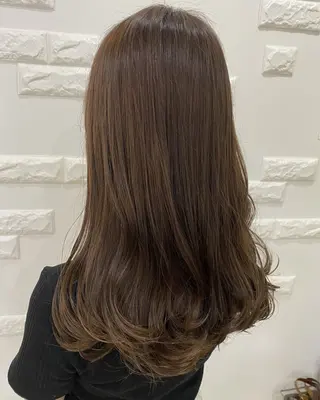 ロング 佐藤 帆春のヘアスタイル