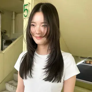 ロング カラー ☪️ブリーチ特化施術 /レイヤー🪽aiのヘアスタイル