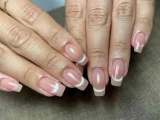 ミディアム エム ⭐︎のネイルデザイン