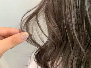 ロング カラー 🦖鶴岡 香純🦖のヘアスタイル