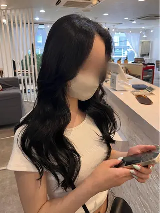 ロング カラー diva REMIのヘアスタイル
