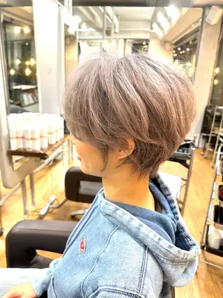 ショート カラー 宮崎 智也のヘアスタイル
