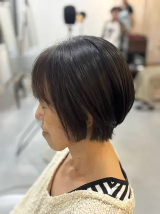 ショート 越坂部 桃子のヘアスタイル