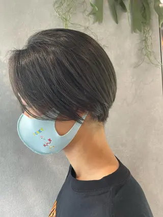 ショート カラー ナチュラル透明感🌱 小山美樹子のヘアスタイル