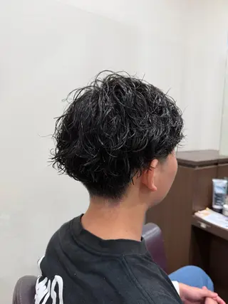 パーマ メンズ 仲井 充のヘアスタイル