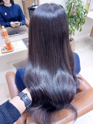 ロング カラー 村山 茉衣のヘアスタイル
