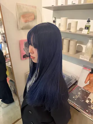 ロング カラー Tsukasa/ ハイトーン/寒色のヘアスタイル