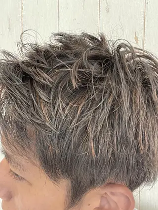 ショート CoReha 新田 将大のヘアスタイル