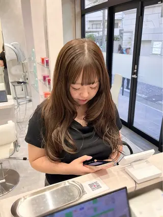 ロング カラー SAKURA 顔まわり/髪質改善のヘアスタイル
