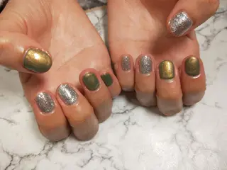 ネイル はばすみれ🎀ﾈｲﾙ 光ﾌｪｲｼｬﾙ ﾍｱのネイルデザイン