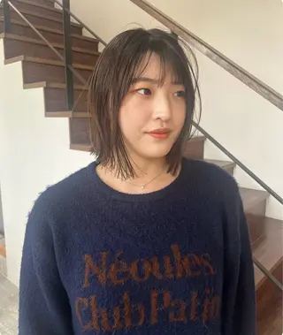 ミディアム イタヤ マイカのヘアスタイル