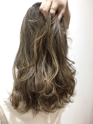 ロング カラー 海外風レイヤーカット 👑店長 平松 由のヘアスタイル