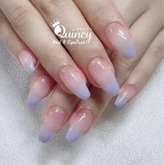 ネイル Quincy ネイル&アイラッシュのマツエク・マツパデザイン