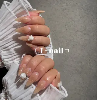 ネイル I-nailロング /ワンホン/キラキラのネイルデザイン