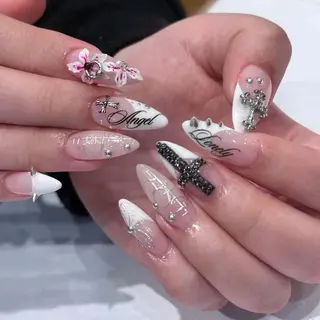 ネイル NAILS 168のネイルデザイン